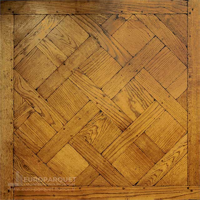 Pose de parquet panneaux Versailles