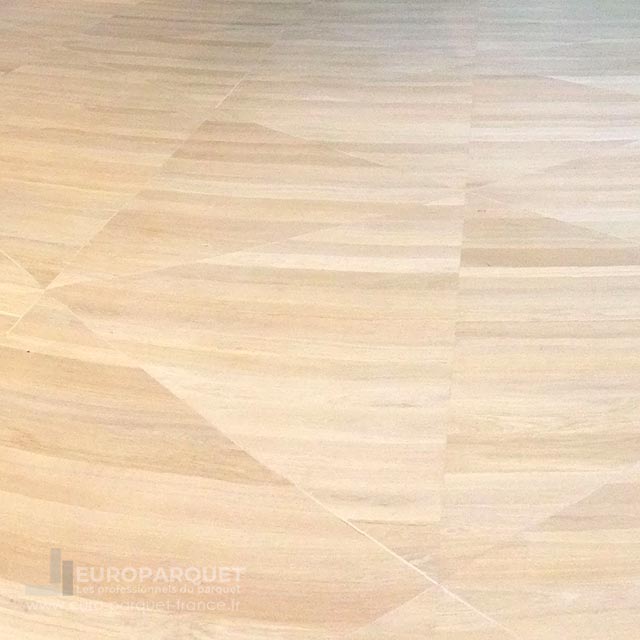 Pose de parquet sur mesure au chantier Cnit La Défence