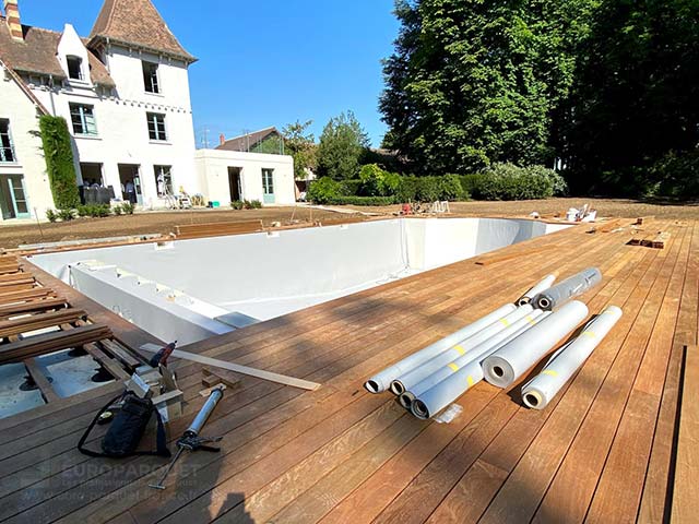 Pose terrasse de piscine en ipé (APRES)